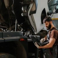 TruckMechanic